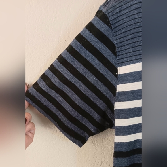 QUICKSILVER Striped Ringer Pocket Tee T-shirt L Black Red Skater Surfer Beach - Picture 5 of 8